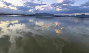 Imagem 2: Terreno com 715 m² a 100 m da Lagoa