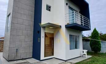 Imagem: Casa com 2 Suítes e Área Privativa de