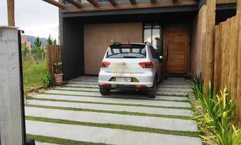 Imagem: Sobrado com 3 dormitórios e energia solar