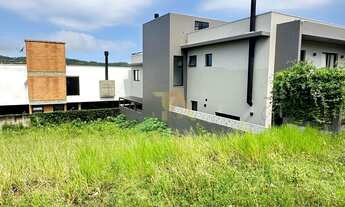 Imagem 3: Terreno de 299m² a 5 Minutos da Praia