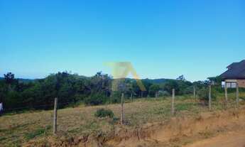 Imagem 5: Terreno de 700m² na Praia do Rosa com Matrícula e Financiável