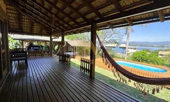 Imagem 7: Casa com Vista para a Lagoa e Piscina