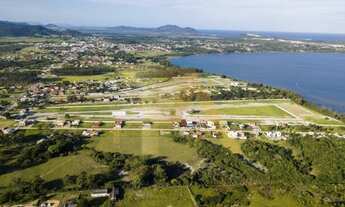 Imagem 2: Lotes de 450m² à venda no Condomínio Spa Lagoon