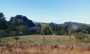 Imagem 4: Terreno de 700m² na Praia do Rosa com Matrícula e Financiável