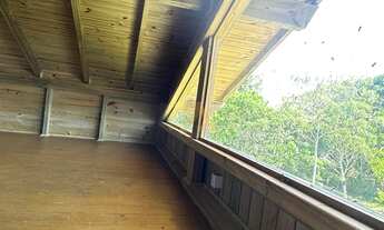 Imagem 6: Casa de Praia em Araçatuba Imbituba com 2 Dormitórios e Terreno Amplo