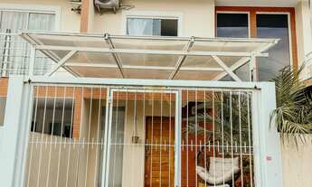 Imagem 2: Imperdível casa à venda em Palhoça-SC, bairro Nova Palhoça: 2 quartos, 1 sala, 1 banheiro