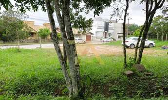 Imagem 2: Terreno à venda em Garopaba-SC, bairro Morrinhos, 560,67m² de área, com vista para o mar!