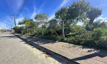 Imagem: Terreno à venda em Garopaba-SC, no bairro