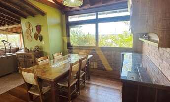 Imagem 7: Casa completa com jacuzzi e acabamentos de alto padrão