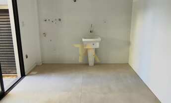 Imagem 3: Casa de alto padrão com vista para o mar, à Venda em Garopaba-SC, Bairro Ferraz: 2 Suítes