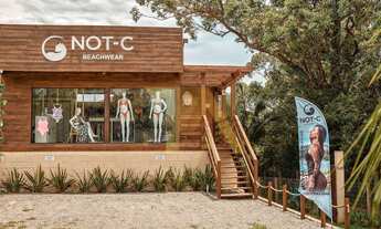 Imagem 3: Imóvel completo com piscina, duas casas e sala comercial para investir em Ibiraquera