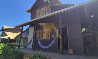 Imagem: Sobrado próximo ao centrinho do Rosa em