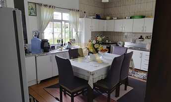 Imagem 7: Casa de 3 quartos com garagem e churrasqueira em Garopaba-SC! Confira essa oportunidade no