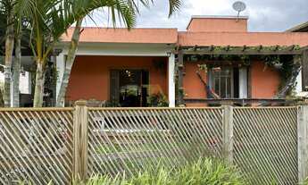 Imagem 4: Casa à Venda em Garopaba-SC: 3 Quartos, 1 Suíte, 124,47m² no Bairro Areias da Palhocinha