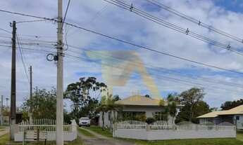 Imagem: Casa de 3 quartos com garagem e churrasqueira