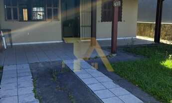 Imagem 2: Casa com edícula no Centro de Garopaba