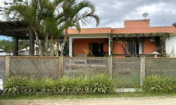 Imagem: Casa à Venda em Garopaba-SC 3 Quartos