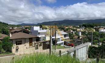 Imagem 3: Terreno no Bairro Panorâmico, em um dos cenários mais desejados de Garopaba