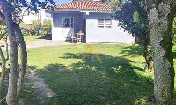 Imagem 2: Imperdível oportunidade de adquirir casa com 2 quartos, sala, banheiro, 5 vagas de garagem