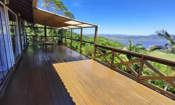 Imagem: Casa em Condomínio de Luxo na Ferrugem