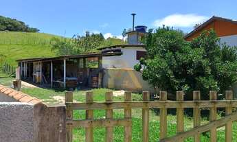 Imagem 4: Imóvel na Praia Vermelha: Casa à Venda em Imaruí-SC, 90m² e Vista para Lagoa!