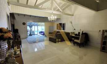 Imagem 3: Imperdível Casa à Venda em Imbituba-SC, Bairro Araçatuba: 3 Quartos, 1 Suíte, 3 Salas, 2 B