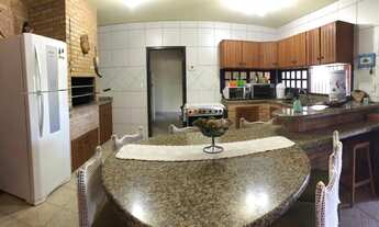 Imagem 5: 4 dormitórios na Rua Geovane Luís Piuco