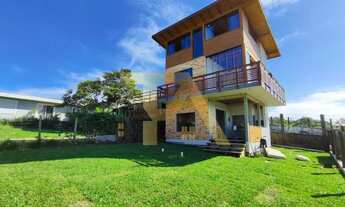 Imagem: Imperdível casa à venda na Praia do Rosa