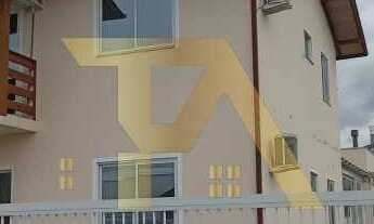 Imagem: Casa de rua - Sobrado / Residencial