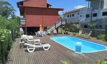 Imagem: Pousada na Praia do Rosa em Imbituba-SC