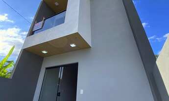 Imagem: Sobrado isolado no bairro sertão do trombudo