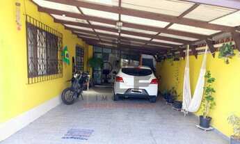 Imagem 4: Casa com localização privilegiada no bairro Casa Branca na cidade de Itapema/SC, com 3 Dor