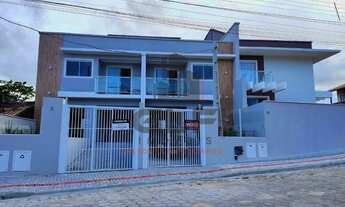 Imagem 2: Sobrado Geminado a venda em Itapema/SC no bairro Casa Branca, com 3 Dormitórios e 2 Vaga d