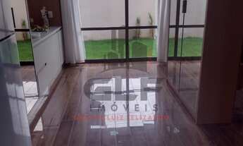 Imagem 5: Casa Semi Mobiliada em Porto Belo/SC, bairro Pereque, Com 3 Quartos, sendo 1 suíte e 2 vag