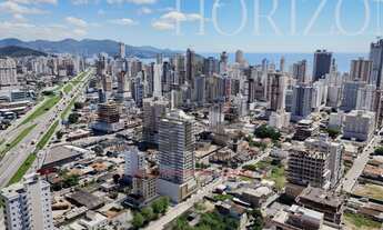 Imagem 3: Lançamento Apartamento Flat Alto Padrão em Itapema/SC na Meia Praia, com 1 suíte e 1 vaga