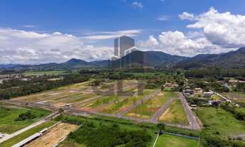 Imagem 3: Terreno a venda na cidade de Itapema/SC no bairro Morretes, com metragem de 400 m² sendo 2