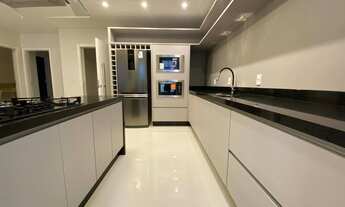 Imagem 7: Apartamento Pronto em Itapema/SC bairro Meia Praia, com 142m² área privativa, não perca es