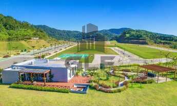 Imagem 2: Terreno a venda em Camboriú/SC com 800m² área privativa sendo área de lazer completa no co
