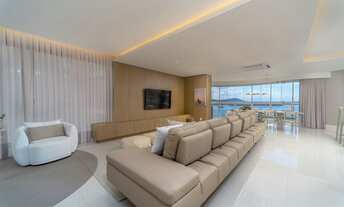 Imagem 4: Luxuoso apartamento pronto à venda no Centro de Balneário Camboriú-SC: 4 quartos, 4 suítes