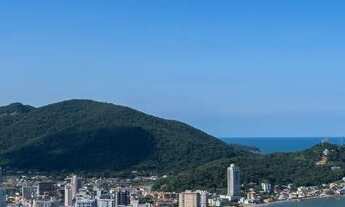 Imagem 6: Venda de Luxuoso Apartamento em Construção com 4 Quartos e 4 Suítes no Centro de Itapema-S