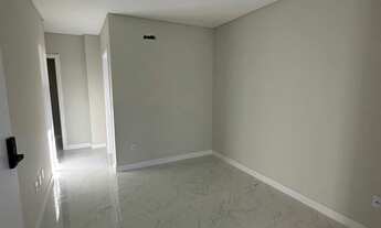 Imagem 4: Oportunidade única: Apartamento de 3 quartos, 3 suítes e 2 vagas na Meia Praia, Itapema-SC