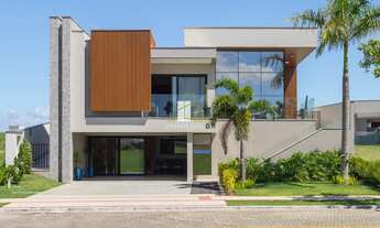 Imagem: Casa de Luxo em Condomínio à Venda em