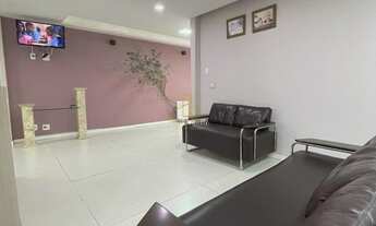 Imagem: Casa Duplex com ponto comercial em Barcelona