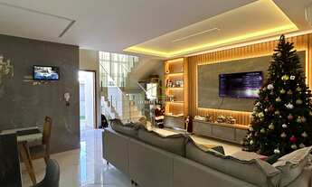 Imagem 2: Espetacular Casa 3 Quartos com Suíte à Venda em Colina de Laranjeiras, Serra-ES: 200m², 2