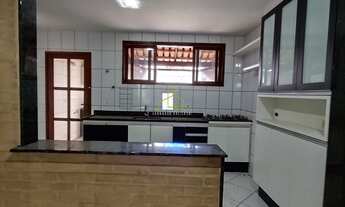 Imagem 6: Imperdível Casa à Venda em Serra-ES, Bairro Colina de Laranjeiras: 3 Quartos, 1 Suíte, 1 S