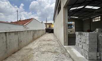 Imagem 2: Galpão Comercial para Locação em São Paulo - Jardim Independência: 2 Banheiros, 12 Vagas d