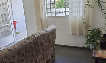 Imagem: Casa à venda com 3 quartos e 140m² no