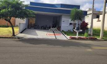 Imagem: Imperdível Casa de 3 Quartos no Condomínio