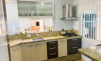 Imagem 7: Casa com 03 Dormitórios, Quadra-Mar, 100m da Praia, no centro