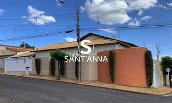 Imagem: VENDE-SE CASA NO CENTRO DE FERNANDOPÓLIS-SP